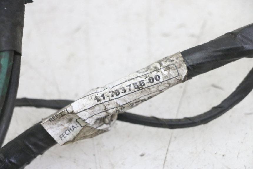 photo de FAIXA DE CABOS PEUGEOT ELYSTAR 125 (2002 - 2007) - Zoom do estado de desgaste