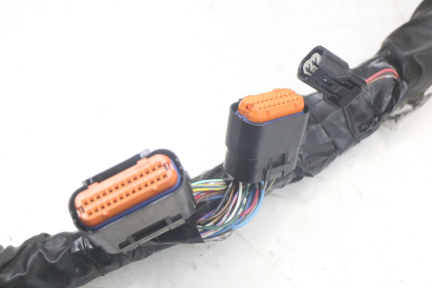 photo de FAIXA DE CABOS KAWASAKI ER-6 ER6 N 650 (2012 - 2016) - Pontos de fixação