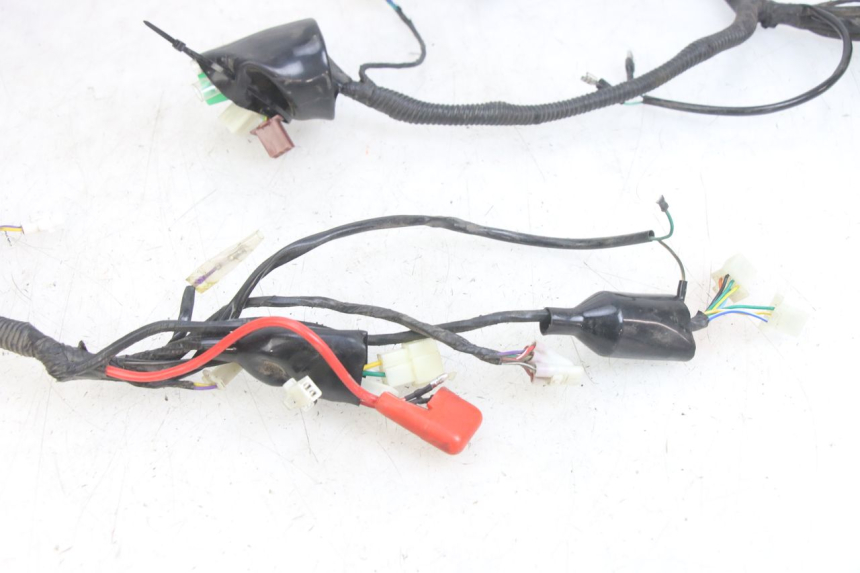 photo de FAIXA DE CABOS JM MOTORS EVOLIS 4T 50 (2018 - 2022) - Pontos de fixação
