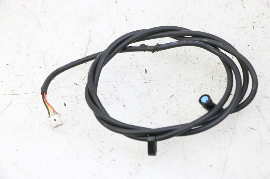 photo de FAIXA DE CABOS SEGWAY NINEBOT F40E 1 - Detalhe da peça