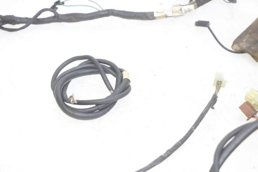 photo de FAIXA DE CABOS HONDA FES PANTHEON 2T 125 (1998 - 2002) - Pontos de fixação