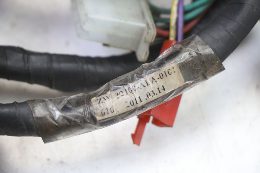 photo de FAIXA DE CABOS SYM FIDDLE 2 S 125 (2012 - 2014) - Zoom do estado de desgaste