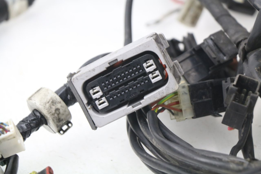 photo de FAIXA DE CABOS YAMAHA FJR ABS 1300 (2006 - 2012) - Ampliação técnica