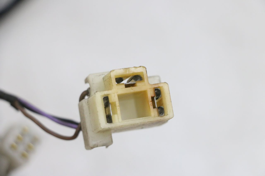 photo de FAIXA DE CABOS PIAGGIO FLY 4T 50 (2013 - 2017) - Estado da superfície