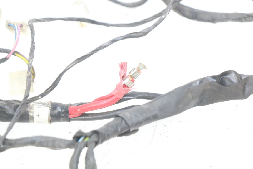photo de FAIXA DE CABOS PIAGGIO FLY 100 (2006 - 2010) - Detalhe da peça