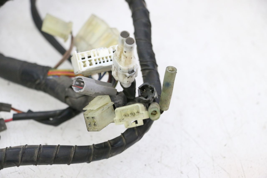 photo de FAIXA DE CABOS YAMAHA FZ6 FAZER S2 600 (2007 - 2011) - Pontos de fixação