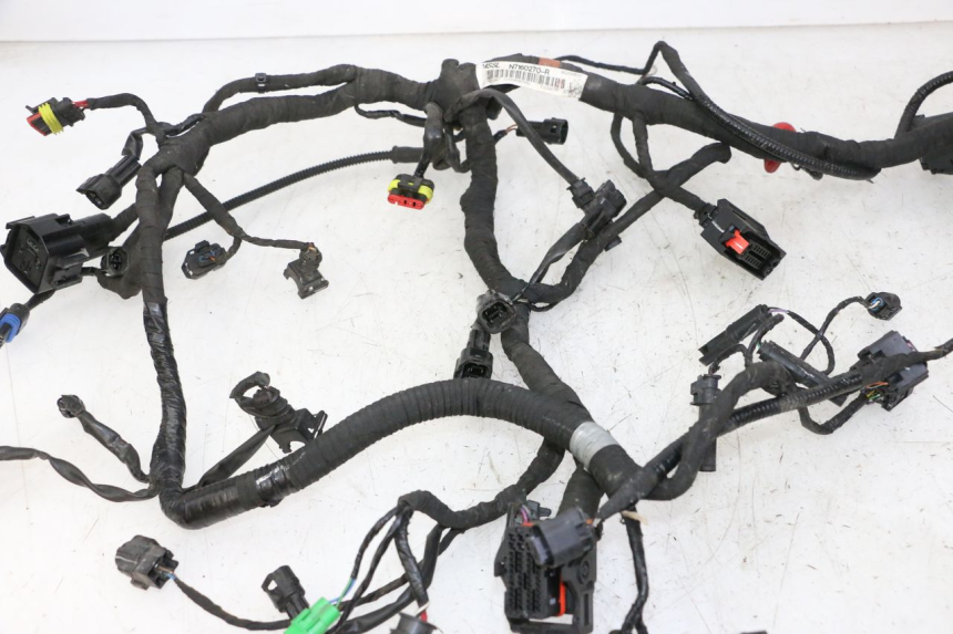 photo de FAIXA DE CABOS BMW G310 R 310 (2016 - 2020) - Outro ângulo de visão