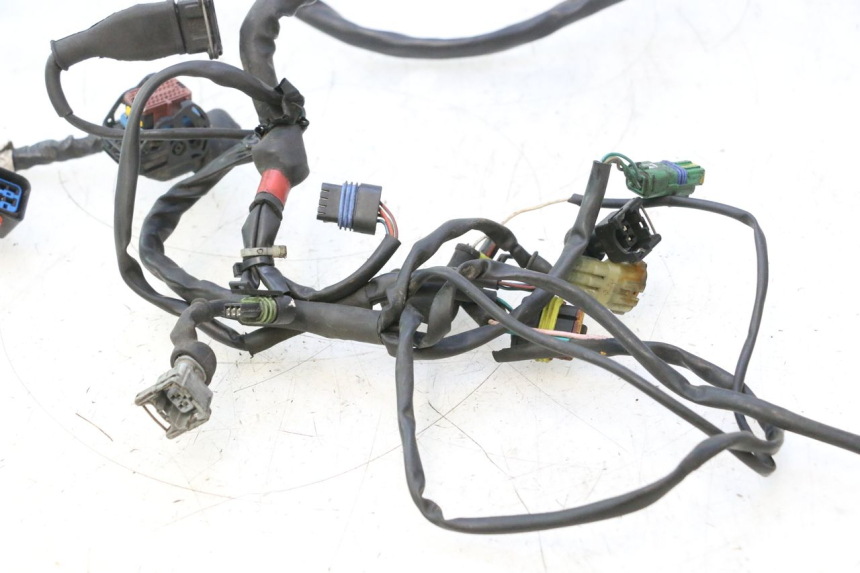 photo de FAIXA DE CABOS GILERA GP 800 (2007 - 2013) - Detalhe da peça