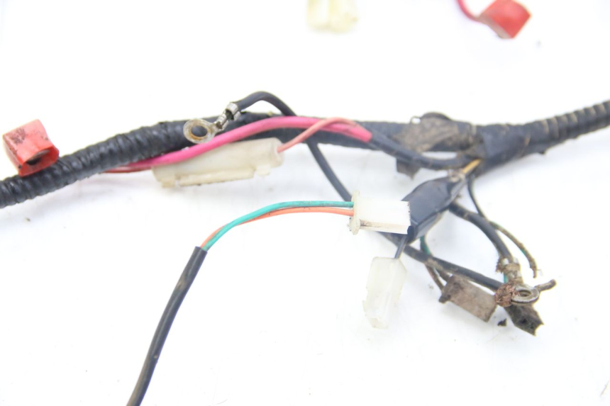 photo de FAIXA DE CABOS TNT MOTOR GRIDO 2T 50 (2010 - 2019) - Outro ângulo de visão