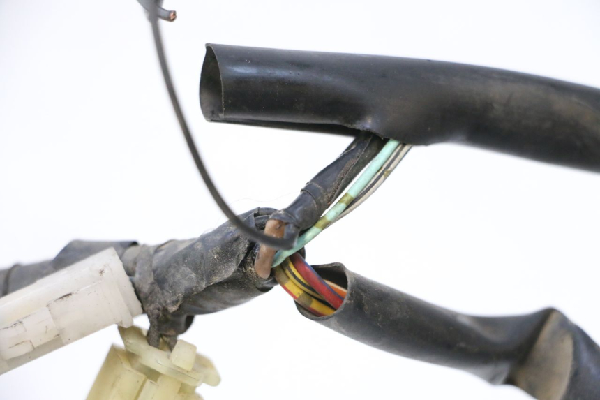 photo de FAIXA SUZUKI GSR 600 (2005 - 2012) - Ampliação técnica