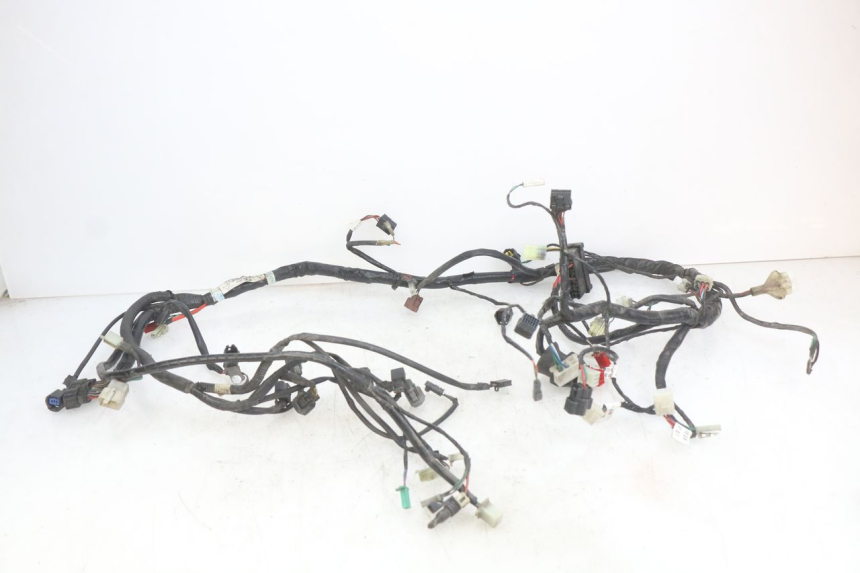 photo de FAIXA DE CABOS SYM GTS EFI 125 (2012 - 2016) - Detalhe da peça