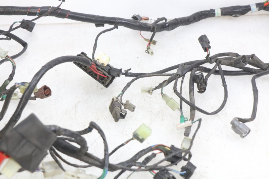 photo de FAIXA DE CABOS SYM GTS EFI 125 (2012 - 2016) - Marcações e referências