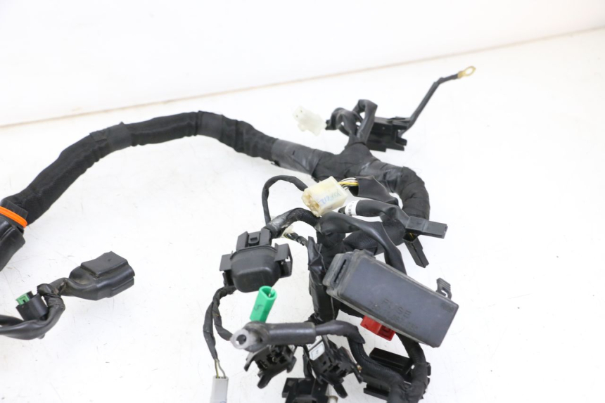 photo de FAIXA DE CABOS HUSQVARNA SVARTPILEN 401 (2018 - 2023) - Pontos de fixação