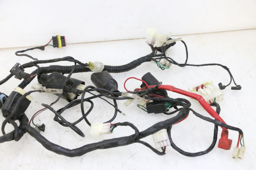 photo de FAIXA DE CABOS KEEWAY K-LIGHT KLIGHT 125 (2018 - 2025) - Pontos de fixação