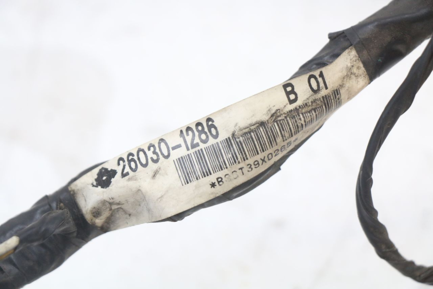 photo de FAIXA DE CABOS KAWASAKI GTR 1000 (1994 - 2004) - Detalhe da peça