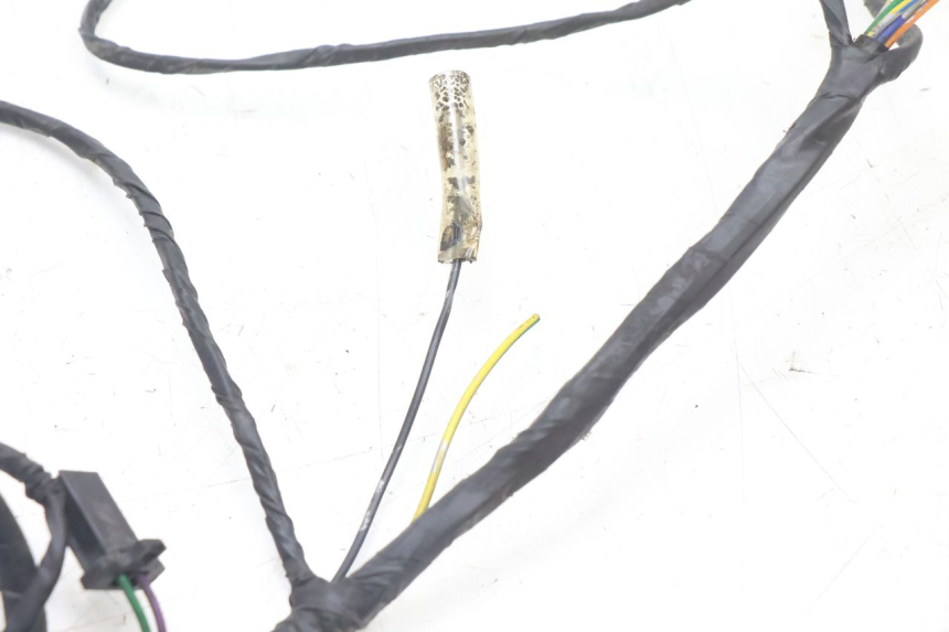photo de FAIXA DE CABOS PEUGEOT KISBEE 2T 50 (2010 - 2017) - Zoom do estado de desgaste