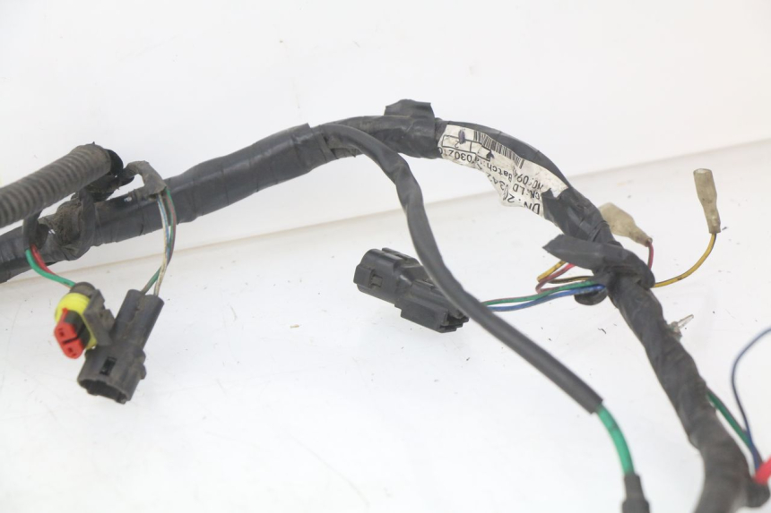photo de FAIXA DE CABOS PEUGEOT KISBEE 4T 50 (2018 - 2022) - Estado da superfície