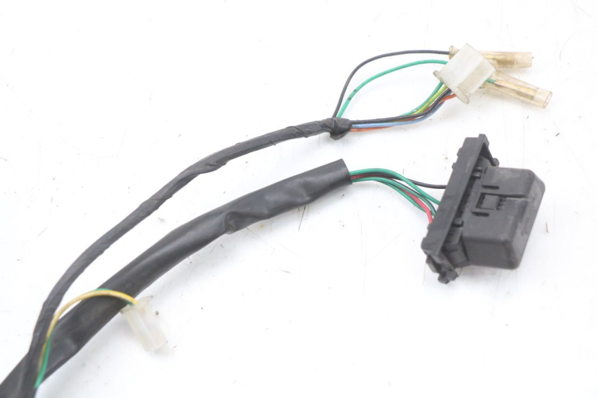 photo de FAIXA DE CABOS PEUGEOT KISBEE 4T 50 (2018 - 2022) - Pontos de fixação