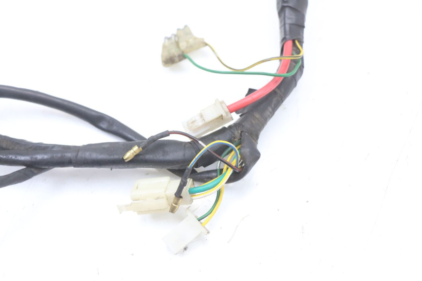 photo de FAIXA DE CABOS PEUGEOT KISBEE 4T 50 (2010 - 2017) - Estado da superfície
