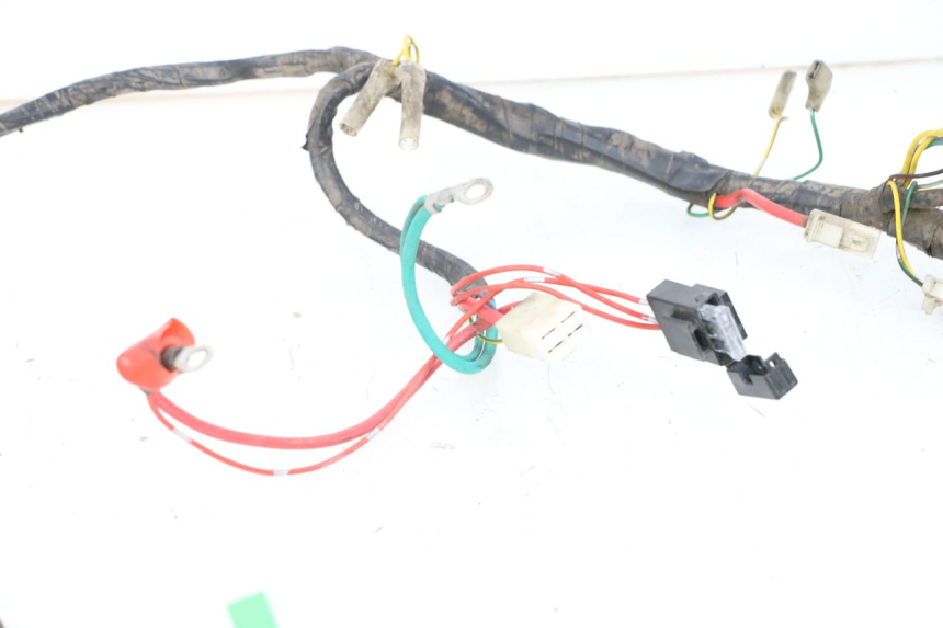 photo de FAIXA DE CABOS PEUGEOT KISBEE 4T 50 (2010 - 2017) - Pontos de fixação