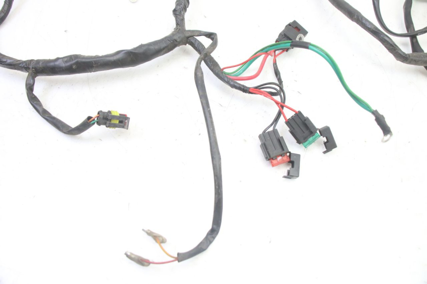photo de FAIXA DE CABOS PEUGEOT KISBEE 4T 50 (2018 - 2022) - Pontos de fixação