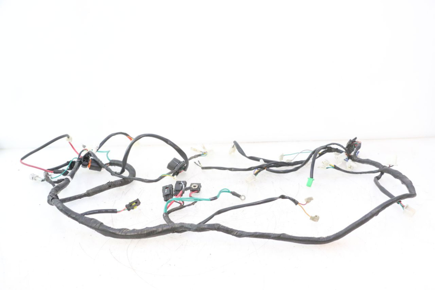 photo de FAIXA PEUGEOT KISBEE 4T 50 (2023 - 2026) - Vista geral