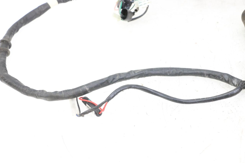 photo de FAIXA DE CABOS KYMCO PEOPLE S 125 (2000 - 2008) - Pontos de fixação