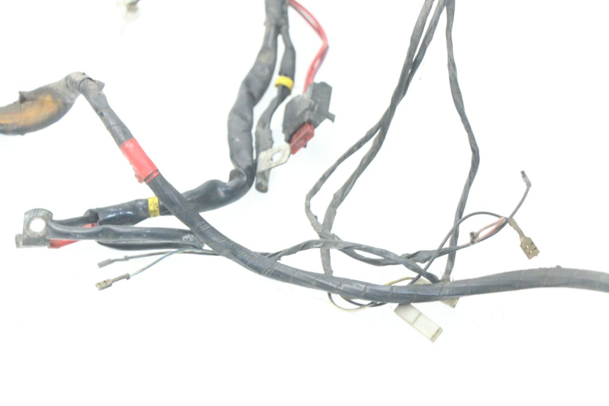photo de FAIXA DE CABOS PIAGGIO LIBERTY 4T 50 (2004 - 2008) - Ampliação técnica