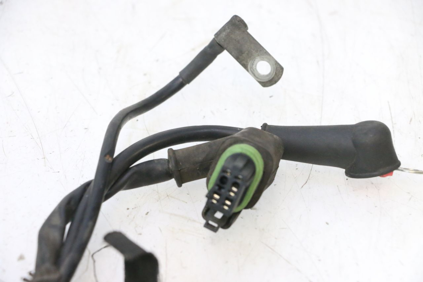 photo de FAIXA DE CABOS PIAGGIO LIBERTY 125 (1998 - 2008) - Detalhes característicos