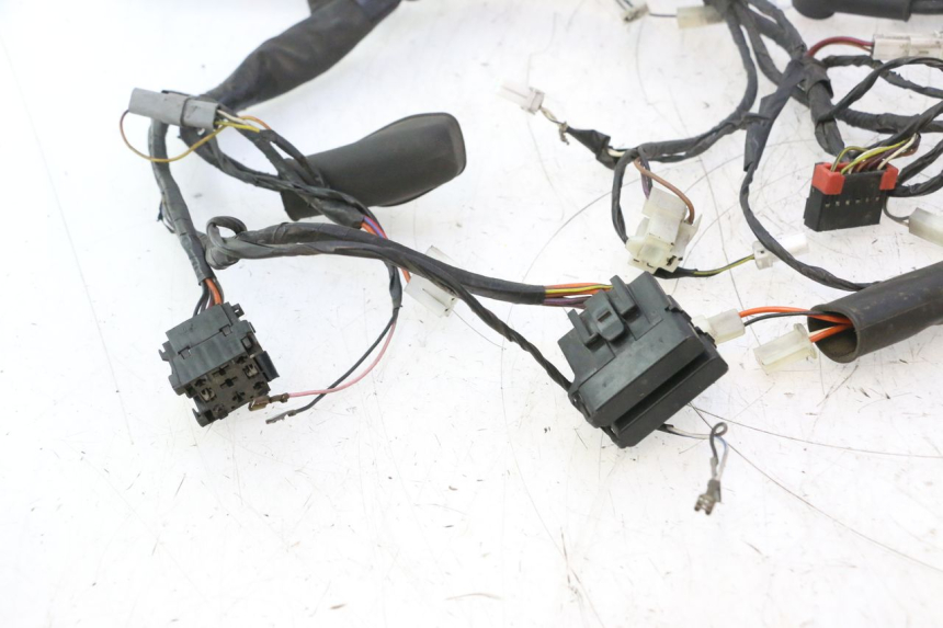 photo de FAIXA DE CABOS PIAGGIO LIBERTY 125 (1998 - 2008) - Ampliação técnica