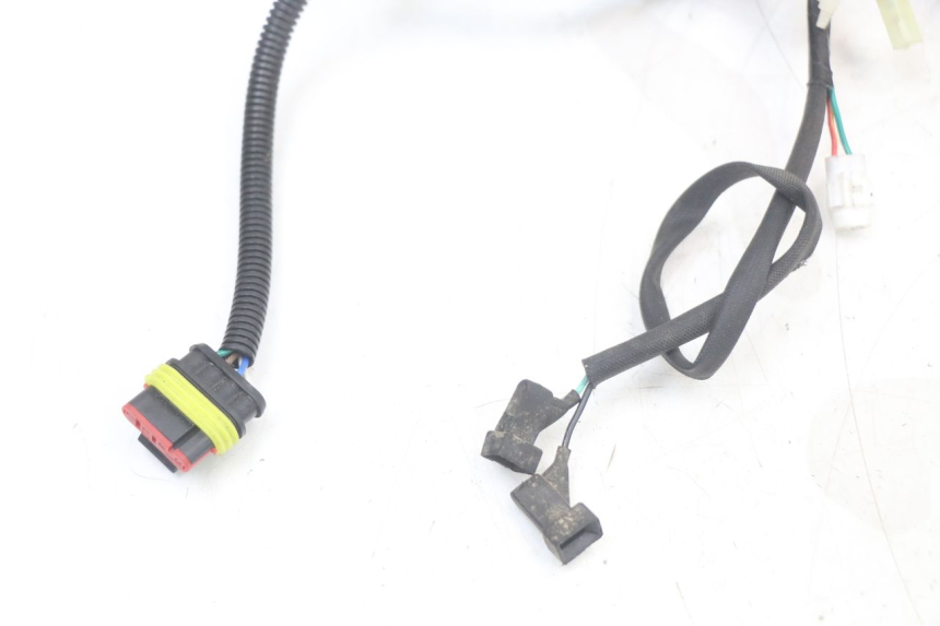 photo de FAIXA DE CABOS MASAI SCRAMBLER SPORT 125 (2021 - 2025) - Zoom do estado de desgaste