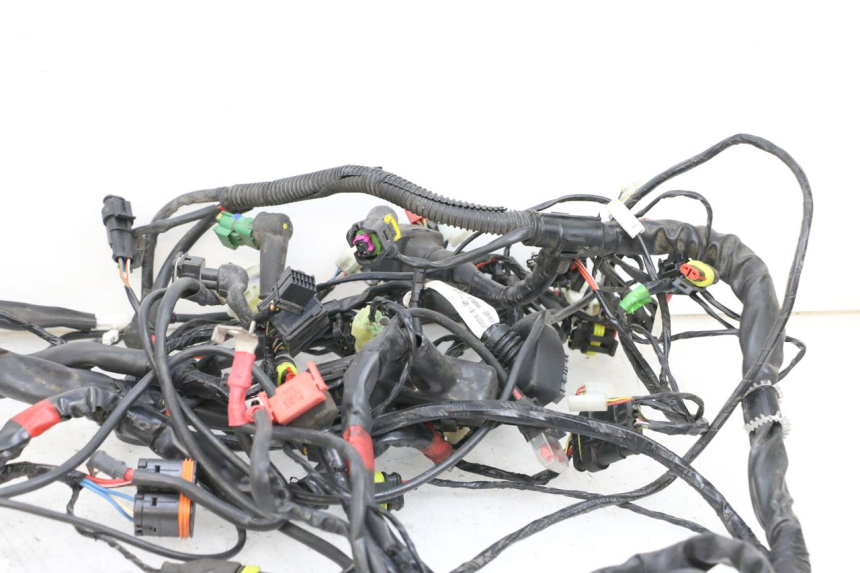 photo de FAIXA DE CABOS PIAGGIO MP3 HPE 350 (2018 - 2020) - Detalhe da peça