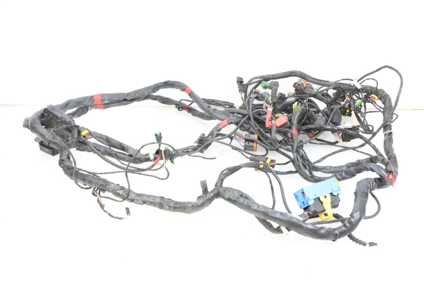 photo de FAIXA DE CABOS PIAGGIO MP3 HPE 350 (2018 - 2020) - Ampliação técnica
