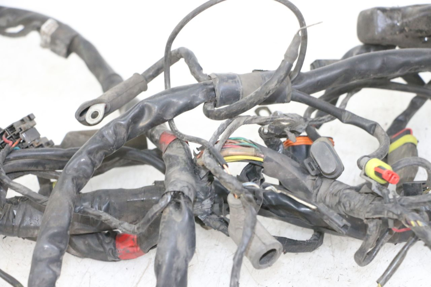 photo de FAIXA DE CABOS PIAGGIO MP3 LT 400 (2007 - 2012) - Detalhe da peça