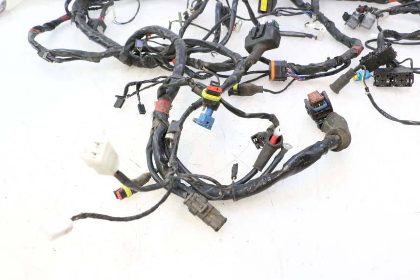 photo de FAIXA DE CABOS PIAGGIO MP3 LT 300 (2010 - 2016) - Peça verificada