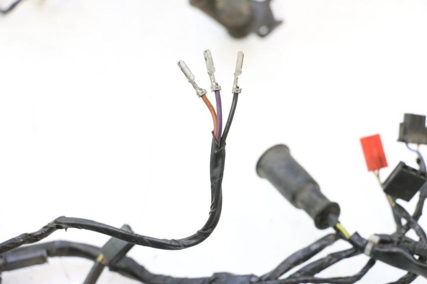 photo de FAIXA DE CABOS PIAGGIO MP3 LT 400 (2007 - 2012) - Pontos de fixação