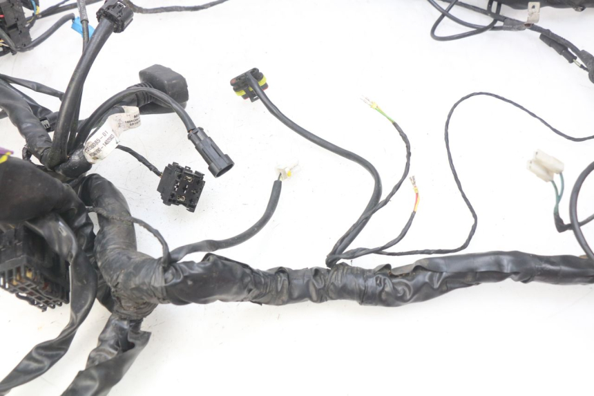 photo de FAIXA DE CABOS PIAGGIO MP3 500 (2014 - 2017) - Detalhe da peça