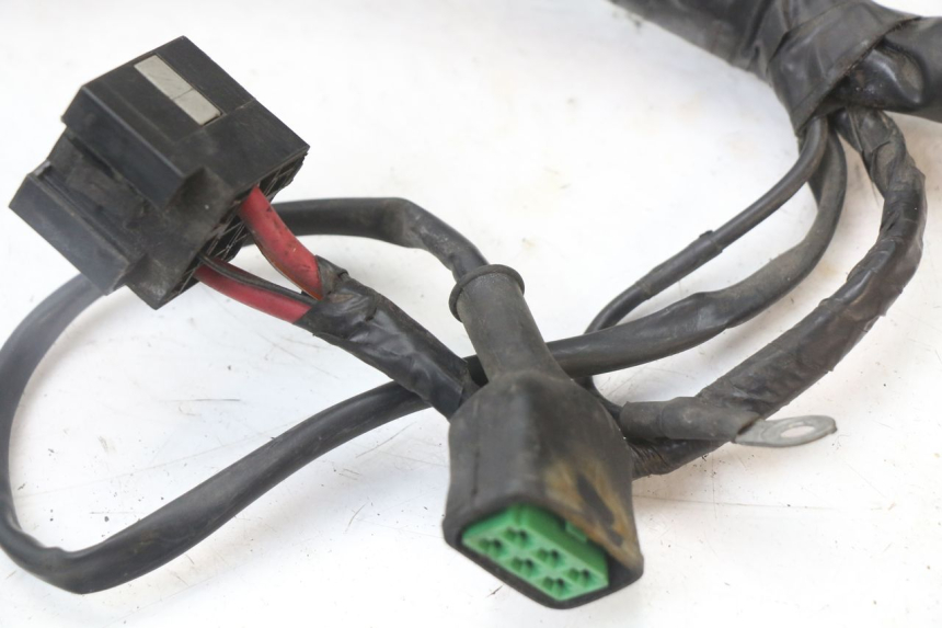 photo de FAIXA DE CABOS PIAGGIO MP3 125 (2006 - 2014) - Ampliação dos componentes