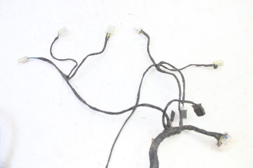 photo de FAIXA DE CABOS PIAGGIO MP3 RL 250 (2006 - 2010) - Pontos de fixação