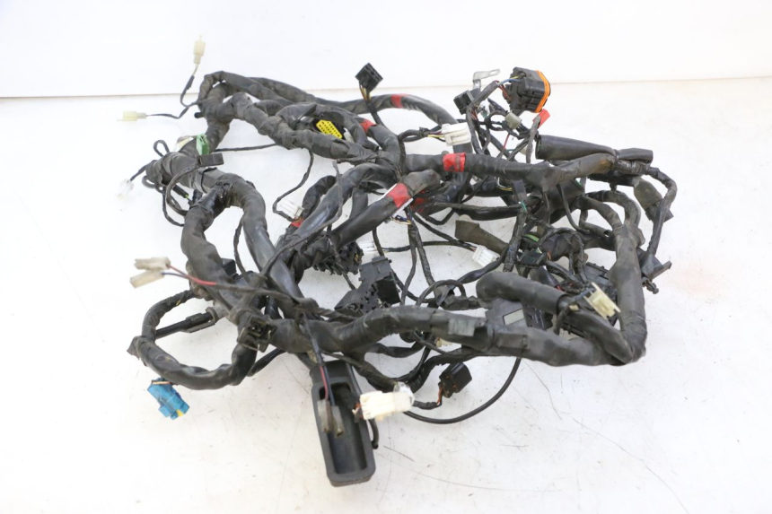 photo de FAIXA DE CABOS PIAGGIO MP3 125 (2006 - 2014) - Detalhe da peça