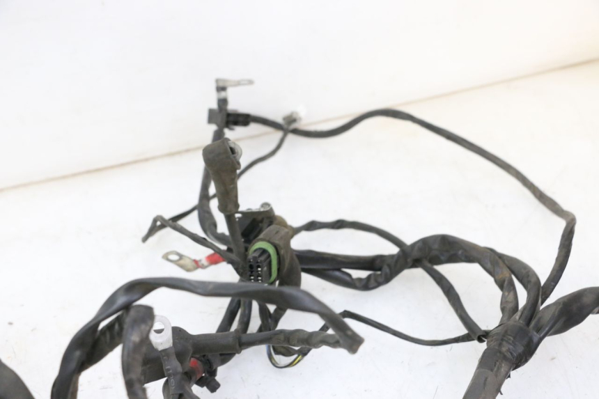 photo de FAIXA DE CABOS PIAGGIO MP3 125 (2006 - 2014) - Ampliação técnica