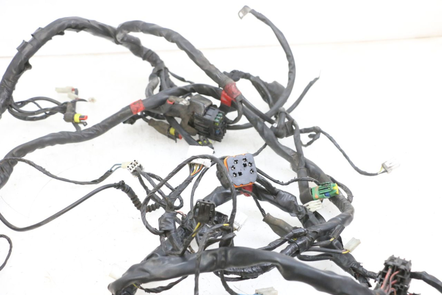 photo de FAIXA DE CABOS PIAGGIO MP3 RL 250 (2006 - 2010) - Vista geral