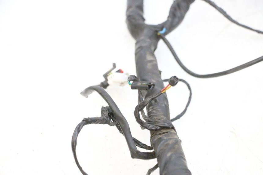 photo de FAIXA DE CABOS PIAGGIO MP3 RL 250 (2006 - 2010) - Pontos de fixação