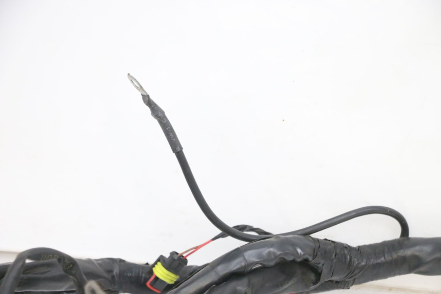 photo de FAIXA DE CABOS PIAGGIO MP3 500 (2016 - 2018) - Imagem adicional