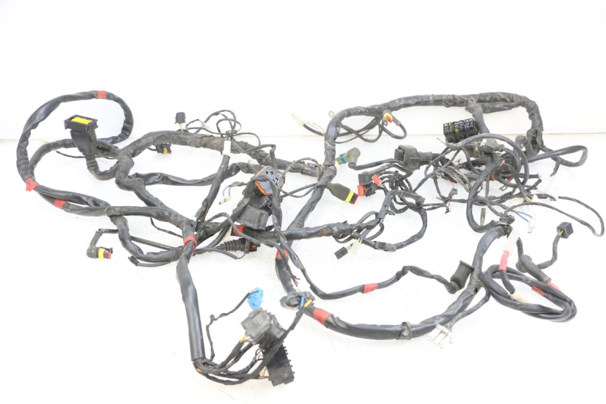 photo de FAIXA DE CABOS PIAGGIO MP3 RL 250 (2006 - 2010) - Vista principal