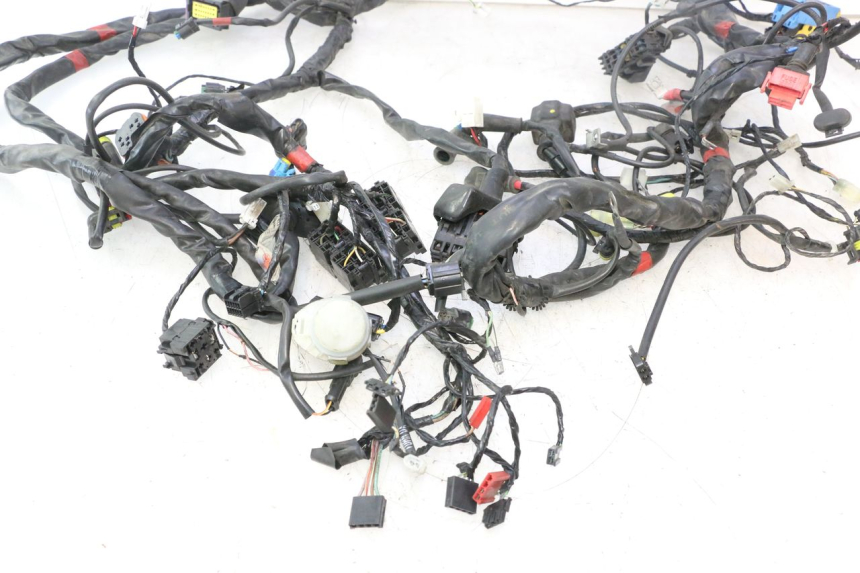photo de FAIXA DE CABOS PIAGGIO MP3 500 (2016 - 2018) - Zoom do estado de desgaste