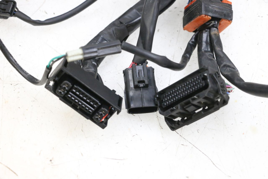 photo de FAIXA DE CABOS YAMAHA MT-07 MT07 ABS 700 (2018 - 2020) - Zoom do estado de desgaste