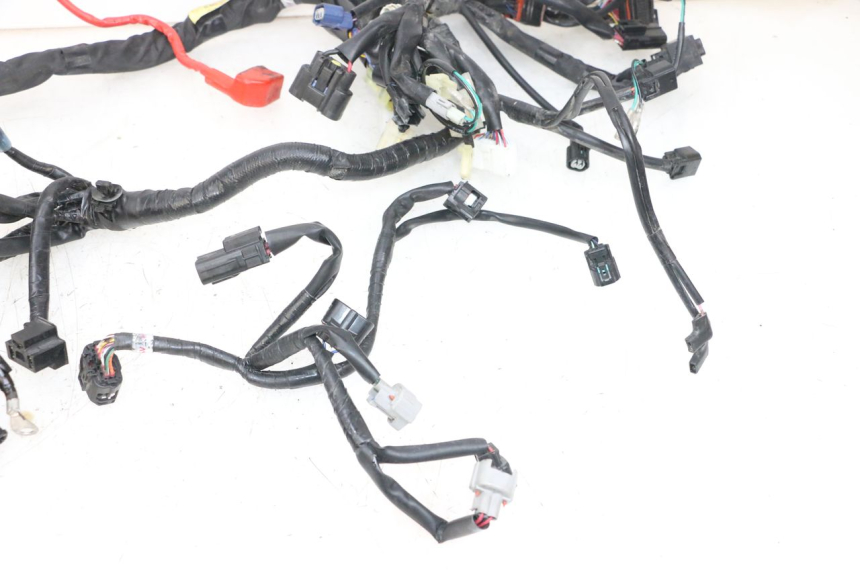 photo de FAIXA DE CABOS YAMAHA MT-07 MT07 ABS 700 (2018 - 2020) - Pontos de fixação
