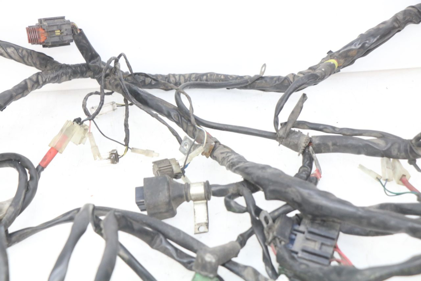 photo de FAIXA DE CABOS GILERA NEXUS 125 (2009 - 2013) - Pontos de fixação
