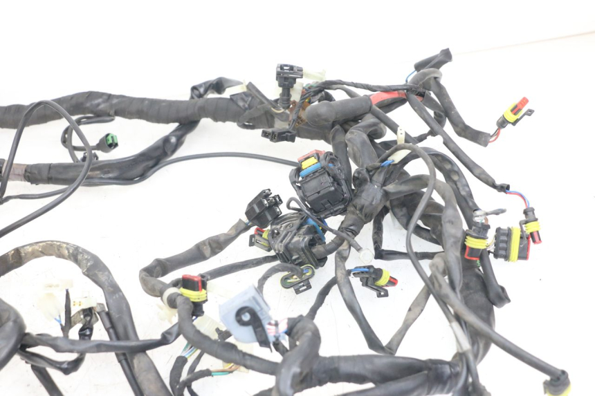 photo de FAIXA DE CABOS MOTO GUZZI NORGE 8V GT 1200 (2011 - 2016) - Outro ângulo de visão